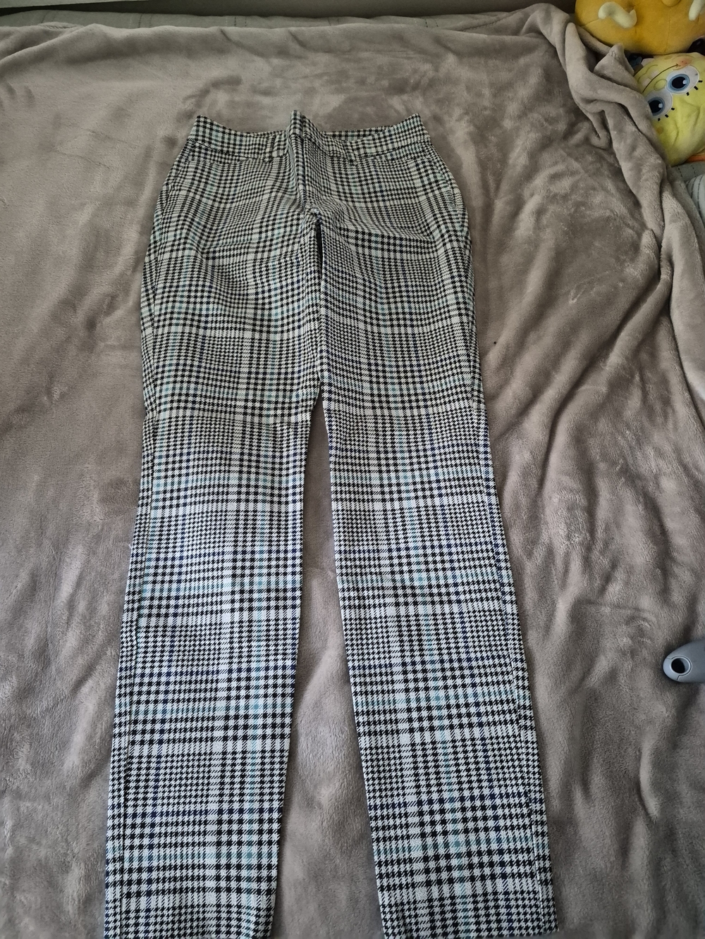 Old Navy Petite Houndstooth Plaid Skinny Ankle Pants